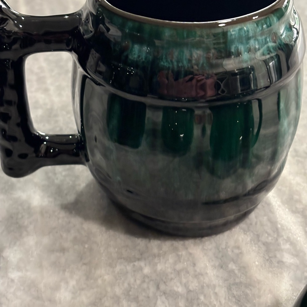 Vintage MCM blue Mountain pottery, two barrel mugs cream sugar made in Canada 🇨🇦